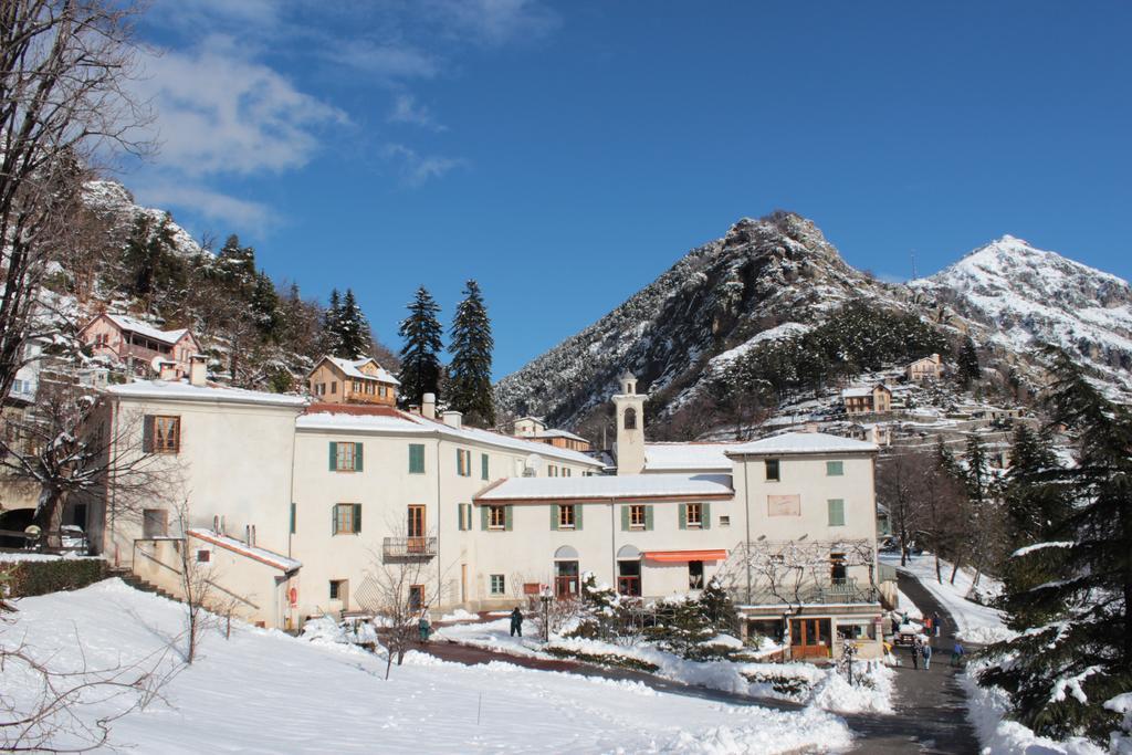 Le Prieure Hotel Saint-Dalmas-de-Tende Buitenkant foto