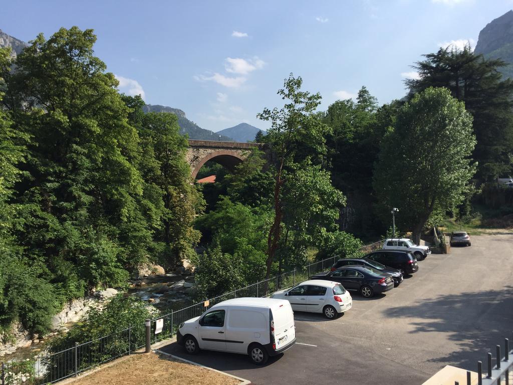 Le Prieure Hotel Saint-Dalmas-de-Tende Buitenkant foto